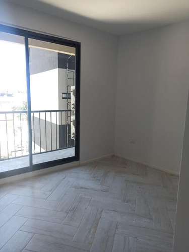 Imagen 5 de 12 de Departamento - Escobar