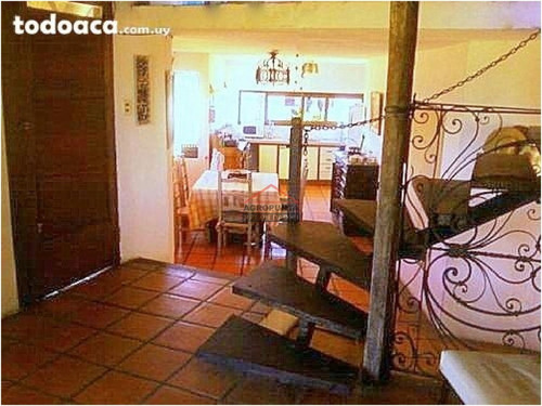 Casa En Mansa, 4 Dormitorios - Ref: 3915