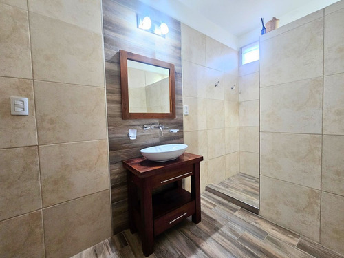Venta Casa Quinta 5 Ambientes Pileta Paso Del Rey