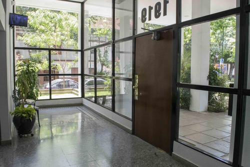 Imagen 4 de 8 de Departamento En Venta 2 Ambientes Martinez