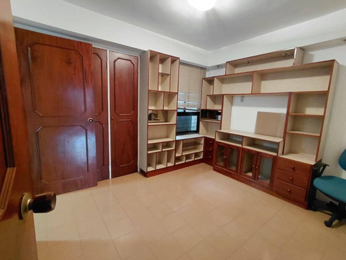 Apartamento En Venta En Valles De Camoruco - Wc