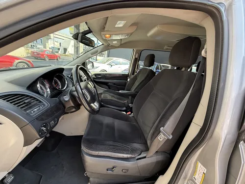 Dodge Grand Caravan 3.7 Sxt At