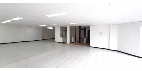 Edificio En Arriendo, Zona Comercial, Restrepo