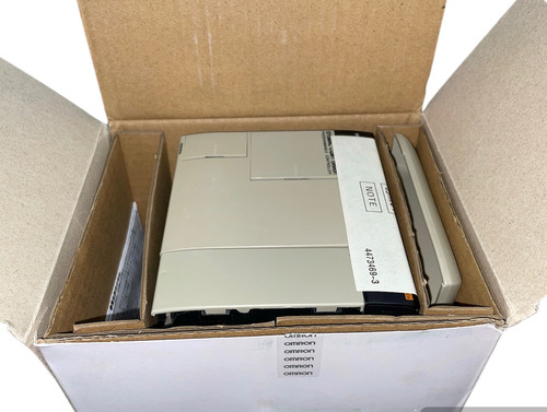 Omron Cqm1-cpu11-e Cpu Controlador 16 Entradas 24vdc.