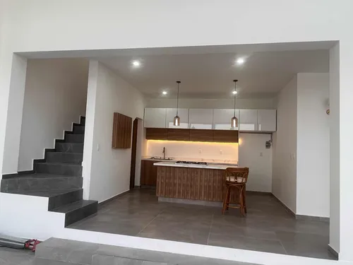 Casa De Un Piso, Elegante En La Vista Residencial Querétaro