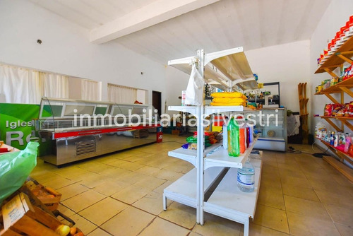 Imagen 10 de 17 de Venta En Block - 8 Locales Comerciales 2 Departamentos - Arturo Seguí