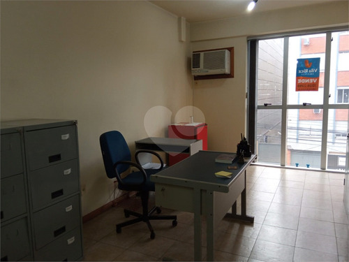 Imagem 12 de 19 de Sala Comercial, 48m², De Frente, Com Ar Condicionado, Na Av. Lima E Silva, Cidade Baixa - Reo409169