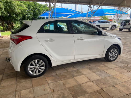 Imagem 5 de 11 de Hyundai Hb20 Comfort 1.0 2013/2013