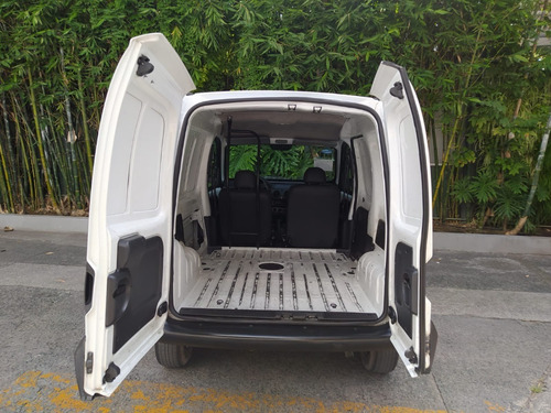 Imagen 7 de 13 de Renault Kangoo Zen Ac 1.6l Tm 2018