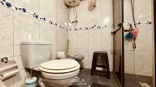 Alquiler Casa Duplex En Cerro 5 Dormitorios, 2 Baños, Parrillero.