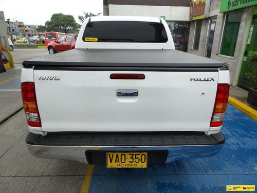 Imagen 6 de 15 de Toyota Hilux Doble Cabina