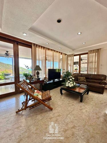 En Venta Amplia Casa Quinta Ubicada En La Urbanización Paraíso I. Pampatar