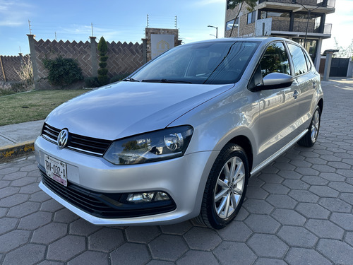 Volkswagen Polo 1.6 L4 Sound Mt