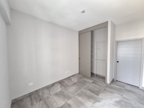 Apartamento En Alquiler En Serrallés, Santo Domingo
