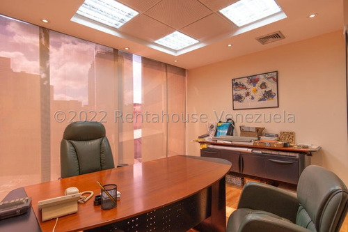 Edificio Industrial En Venta En La California Norte Mls #23-7537