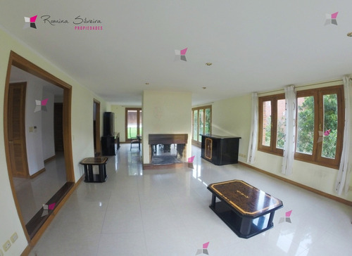 Casa En Venta En La Zona De Lugano- Ref: 9724