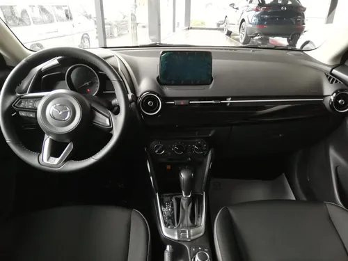 Mazda 2 Touring At Sedan/yr