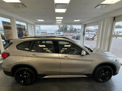 Imagen 12 de 16 de Bmw X1 2.0 Sdrive 20i Sportline 192cv