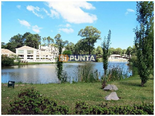 Imagen 21 de 30 de Apartamento En Alquiler Anual