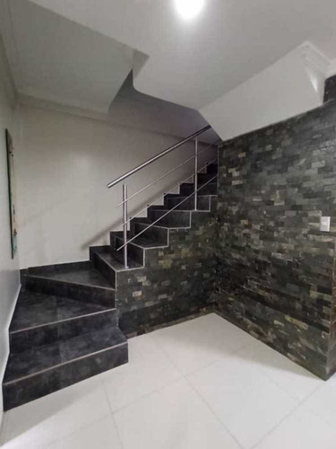 Imagen 6 de 12 de Mariano Urbina Vende Town House En Naguanagua Rusticana Country Foth-228