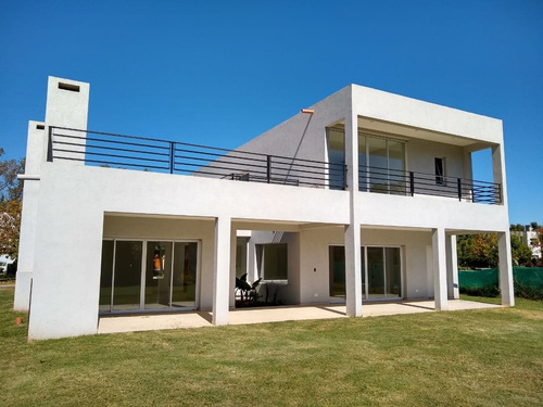 Imagen 7 de 24 de Casa En Venta En Haras Santa Maria, Escobar, G.b.a. Zona Norte
