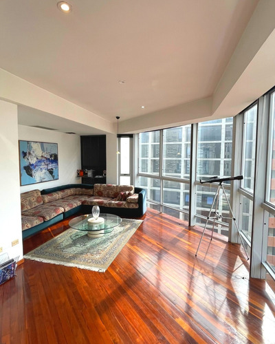 Imagen 3 de 10 de En Alquiler Lujoso Apartamento Dúplex En La Castellana. / Oa