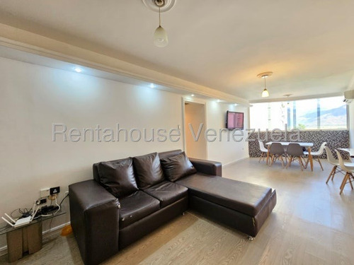 Apartamento En Venta Urb San Jacinto Edificio Con Piscina Y Bellas Áreas 25-12446 Hc