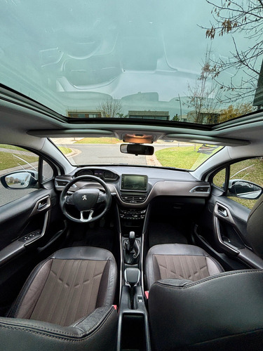 Peugeot 2008 1.6 Feline