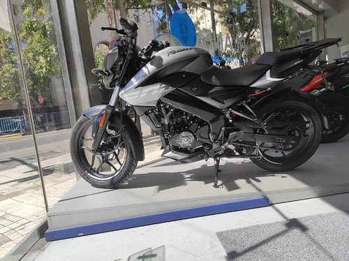 Imagen 4 de 6 de Bajaj Rouser Ns 200
