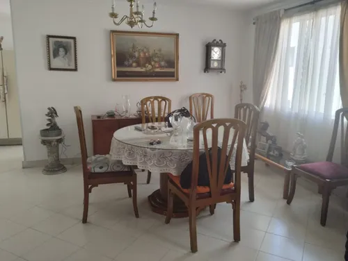 Apartamento En Venta En Conquistadores. Cod V12304