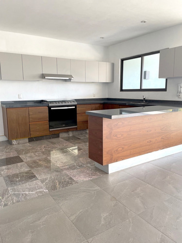 Imagen 6 de 30 de Increíble Casa En Venta En Valle De Bravo
