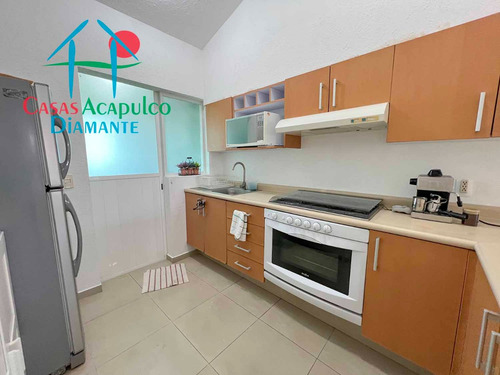 Cad Diamante Lakes Zafiro 316. Terraza Con Vista A Los Jardines Y Albercas