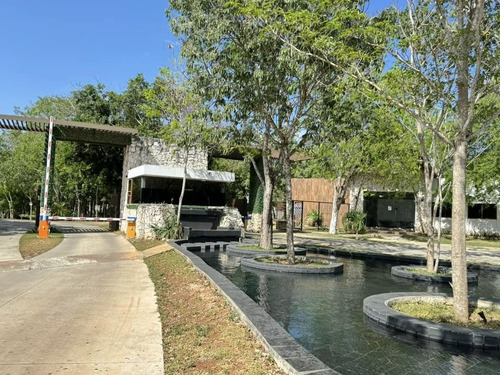 Terreno En Venta En Paseo De La Selva, Cancún