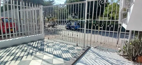 Apartamento Con Local Comercial Excelente Ubicación Cod 68790