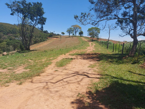 Imagem 13 de 25 de Terreno De 600m² À 1000m² Em Igaratá/sp Com Entrada E Pagamento Facilitado! Aproveite A Oportunidade! Agende Sua Visita!
