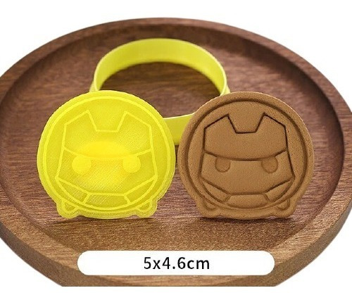 Set 4 Cortadores Galletas Avengers / Fondant