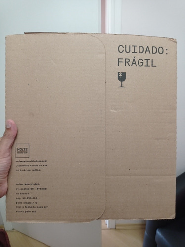Imagem 2 de 2 de Lp Vinil Rodrigo Amarante - Drama + Revista Noize