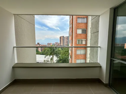 Apartamento En Arriendo En Cumbres. Cod A776034