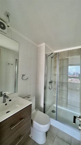 Departamento En Arriendo De 2 Dorm. En Recoleta