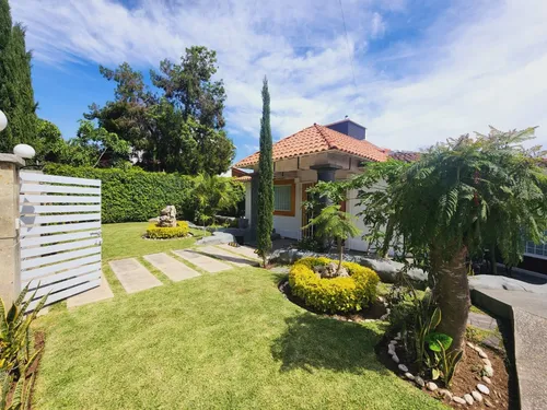 Venta Casa Jacarandas Con Alberca, Enorme Jardín, Amueblada, Equipada, Vistas Espectaculares Con Todos Los Servicios En Fracc Rancho San Diego Ixtapan De La Sal Edomex