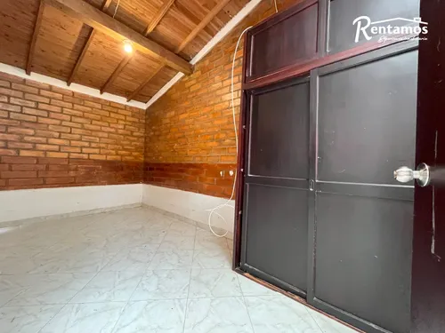 Casa En Venta En Loma De Los Parra. Cod V775671