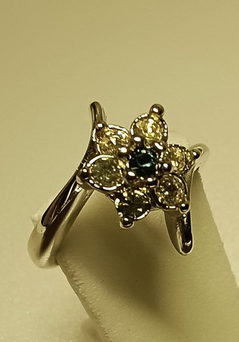 Anillo Dama Stras Pellisco Sobre Metal Rodinado Usado Rodinado 15