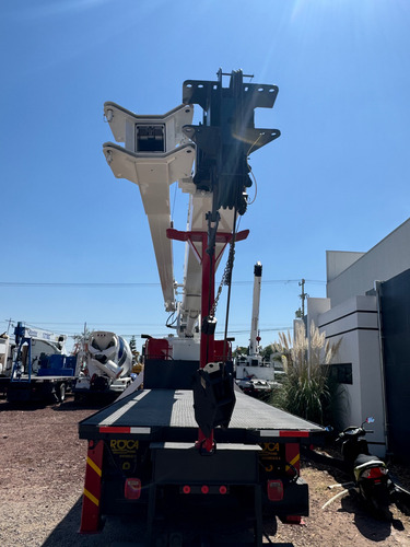Grua Titan 2007 De 24 Ton. Lista Para Trabajar Seminueva