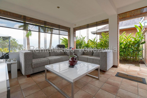 Casa En Venta En Alto Hatillo Caracas Jardin Vista Panoramica Angela Tochon