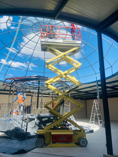 Imagen 9 de 9 de Genie JLG Sky-jack Elevador Hidráulico Personal Eléctrico