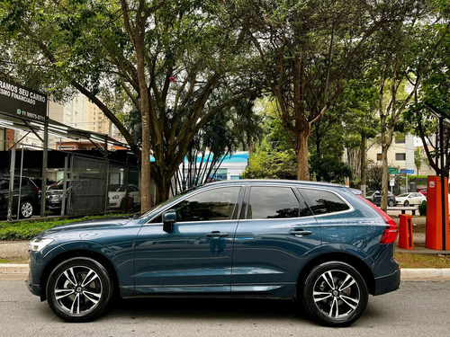 Volvo XC60 2.0 T5 MOMENTUM AWD