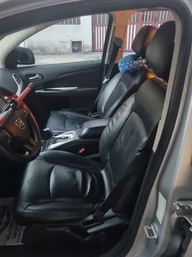 Dodge Journey Automatica 5pts Mod 2012 / 71.000km