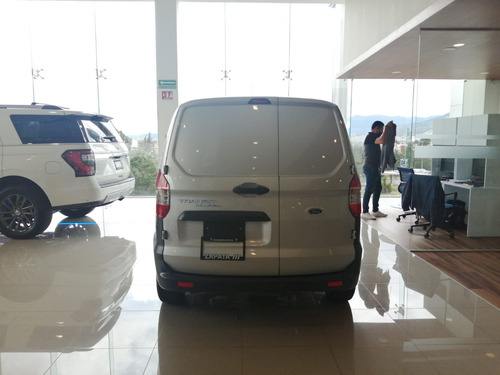 Imagen 9 de 14 de Ford Transit Courier 2021