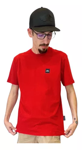 Camiseta Oakley Letreiro Novo - Vermelho