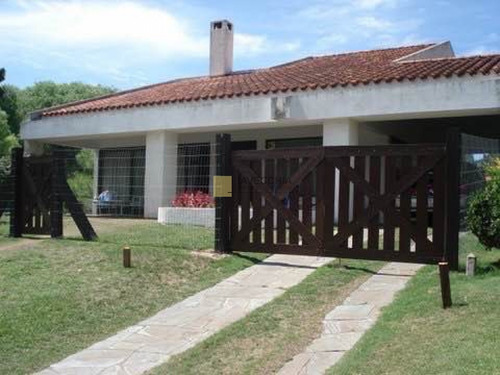 Imagen 1 de 30 de Venta De Casa De 3 Dormitorios En La Mansa